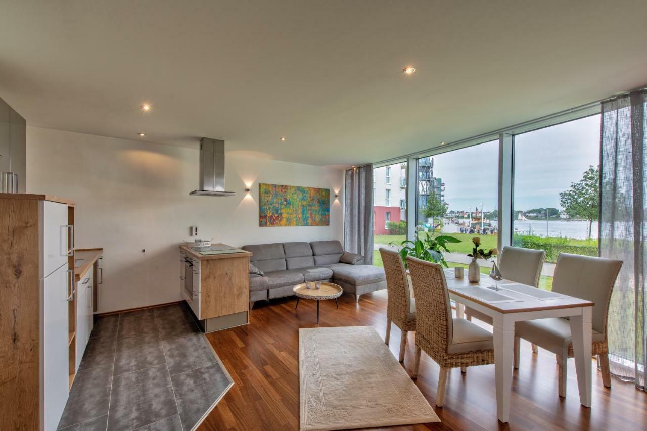"Myharbourfront", Luxurioeses Wohnen An Der Hafenmole Apartment Rostock Exterior foto